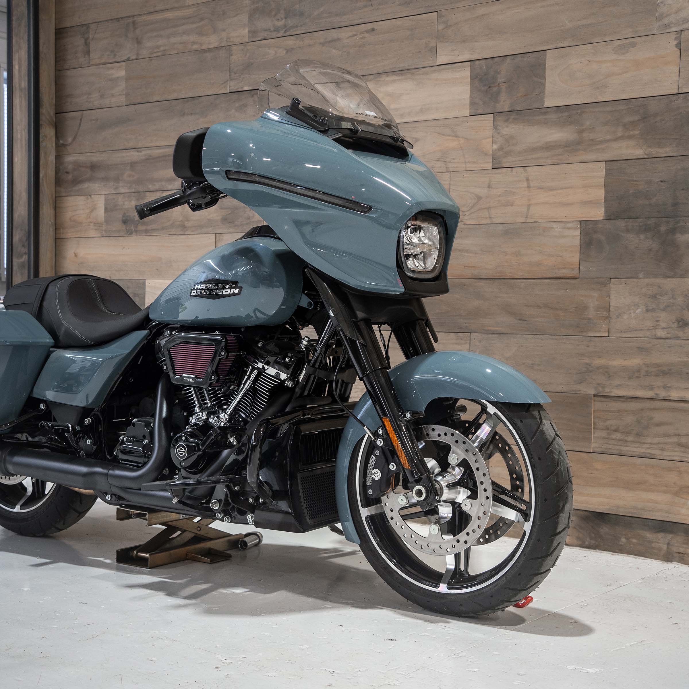 Tire Hugger Front Fender Fit Kit for Harley-Davidson® 2023.5-2026 Street Glide, Road Glide and Road King - Image 12