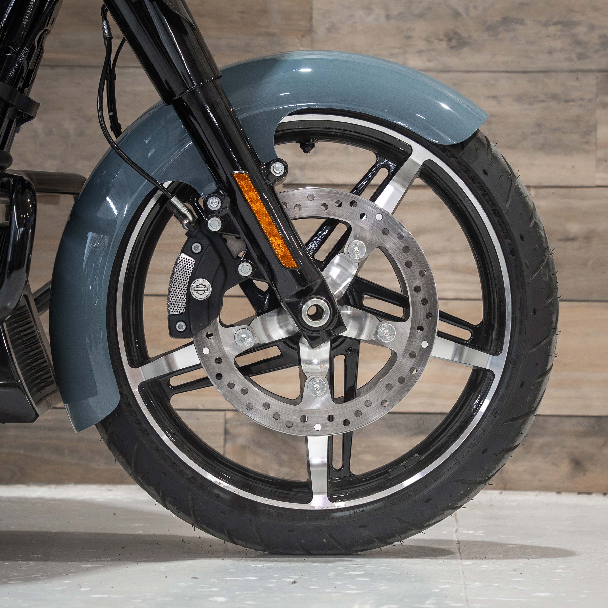 Tire Hugger Front Fender Fit Kit for Harley-Davidson® 2023.5-2026 Street Glide, Road Glide and Road King - Image 17