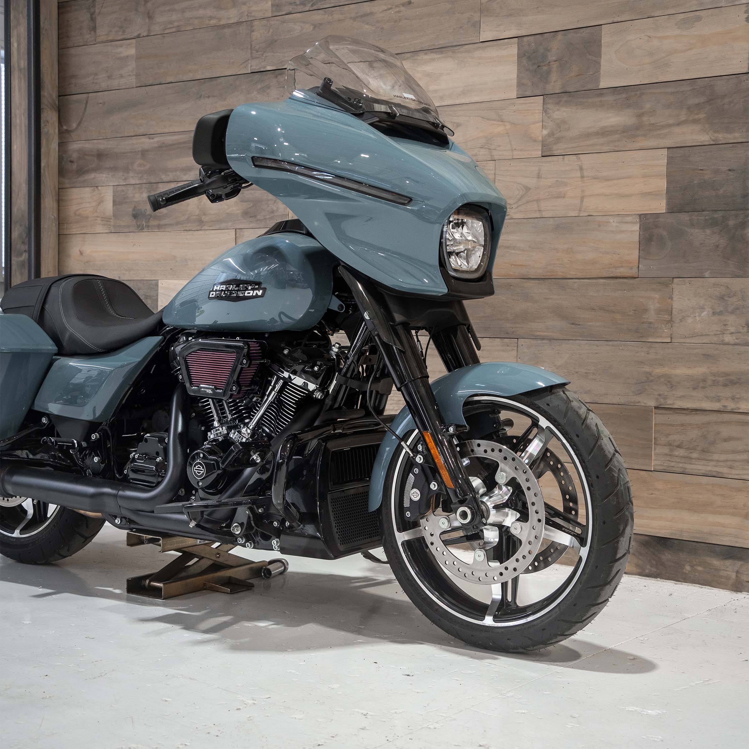 Tire Hugger Front Fender Fit Kit for Harley-Davidson® 2023.5-2026 Street Glide, Road Glide and Road King - Image 5