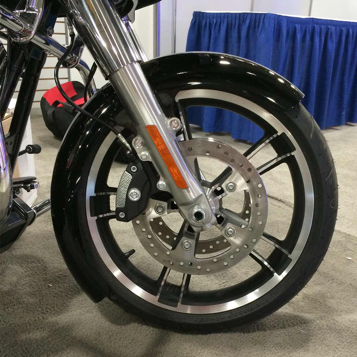 Tire Hugger Front Fender Fit Kit for H-D® 2014-2026 Street Glide, Road Glide and Road King (FLHR) - Image 11