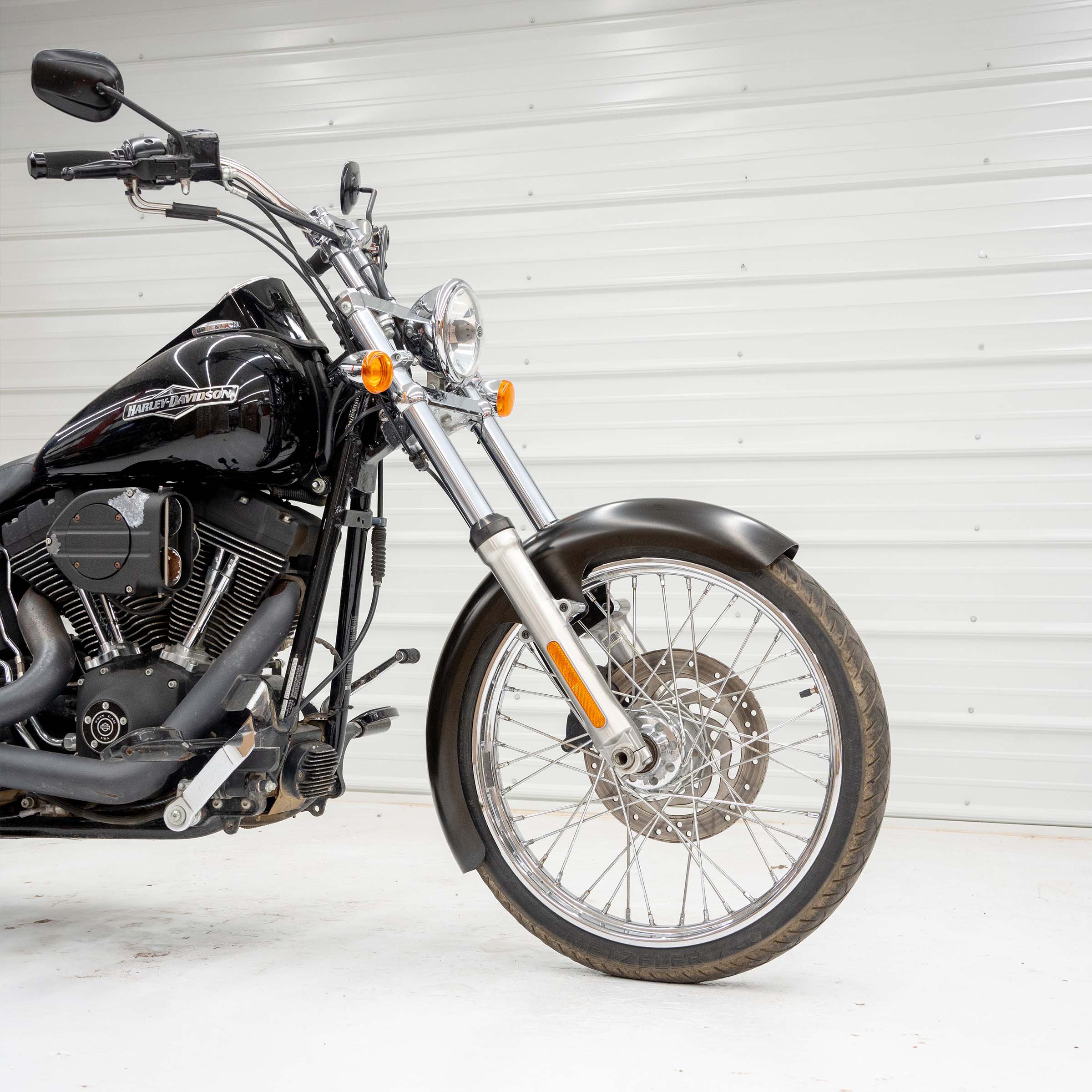 Tire Hugger Front Fender for H-D® 1984-2015 Softail (FXST) and 1993-2005 Dyna Wide Glide (FXDWG) - Image 6
