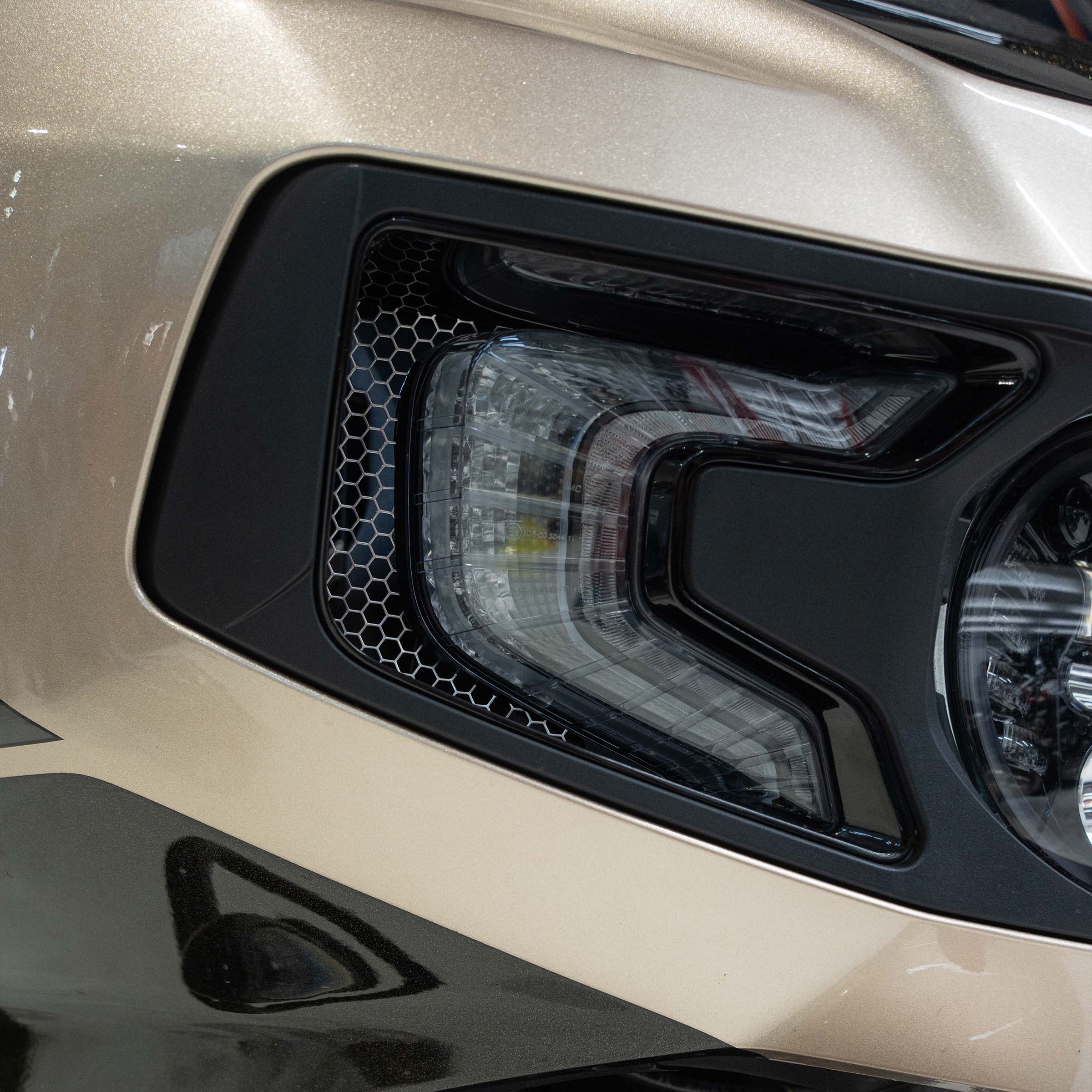 Vent Screens for Indian® 2020-2025 Challenger and Pursuit - Image 7