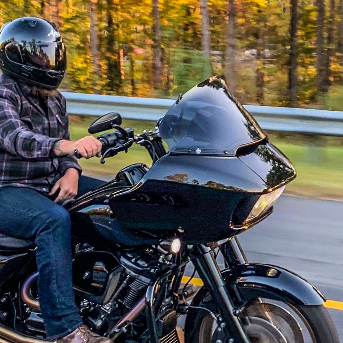Windshield Trim for Harley-Davidson® 2015-2025 Road Glide (FLTR) - Image 12