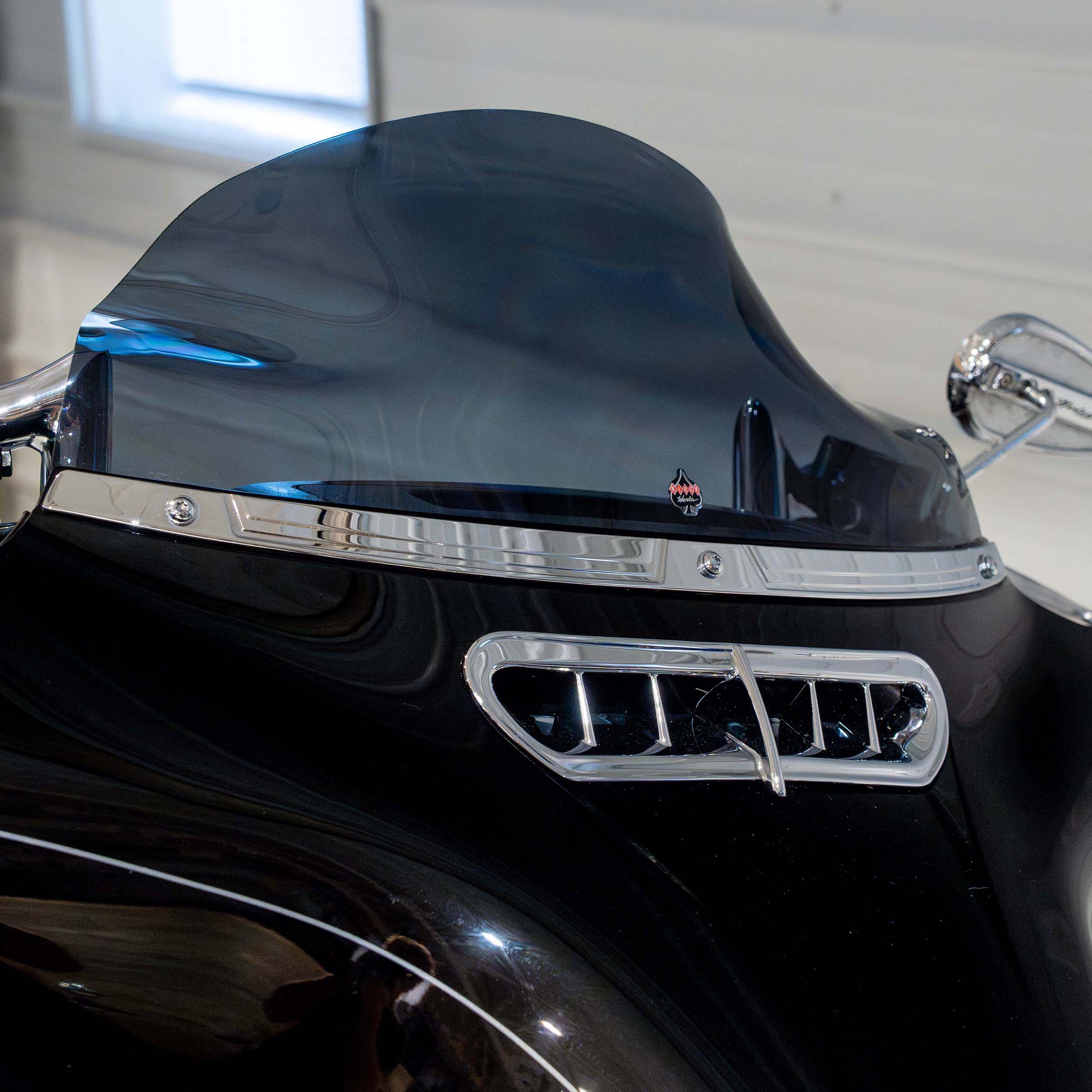 Windshield Trim for Harley-Davidson® 2014-2025 Street Glide (FLHT, FLHX) - Image 7